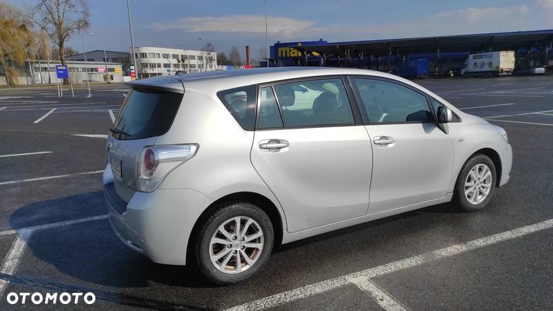 Toyota Verso 1.8 Premium EU5 MS - 3