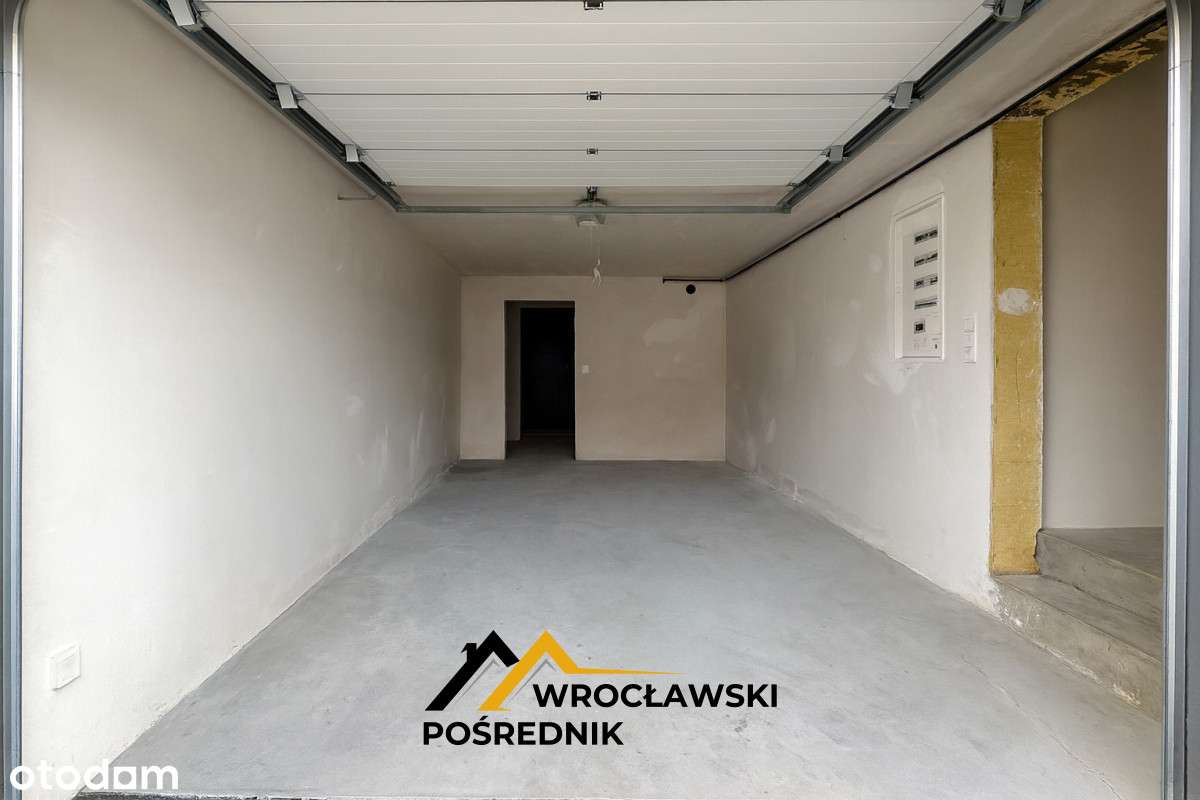 Nowy dom z przeszkleniami. Taras, Garaż, Ogród !-13