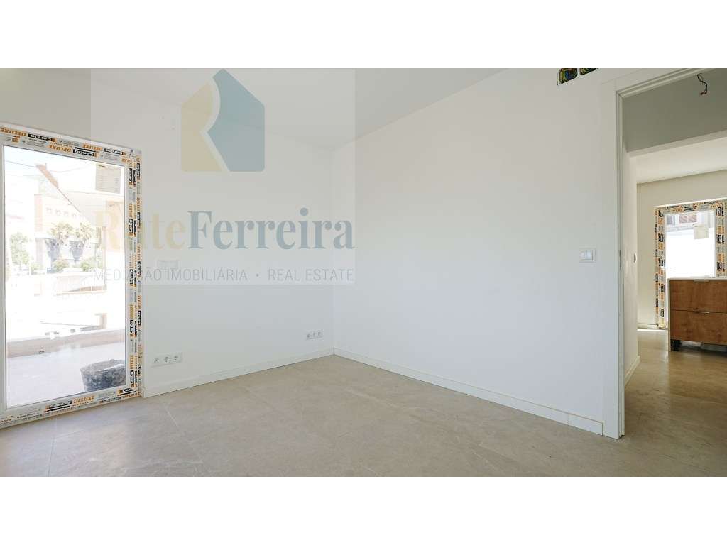 Excelente Moradia T3 totalmente remodelada em Torres Vedras!-21