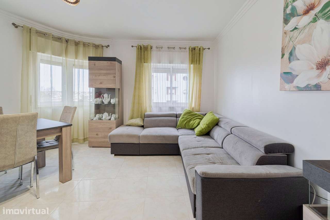 SANTA MARTA DO PINHAL - T2 com Garagem e Arrecadação!-9