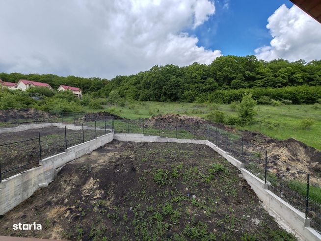 Casă individuală în localitatea Chinteni-2
