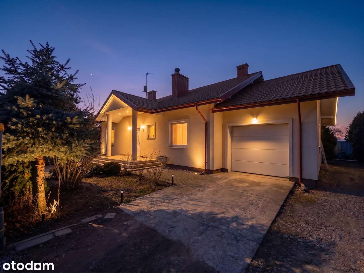 Dom w nowoczesnej architekturze | 5 sypialni | dz. 10 arów | Złotniki!