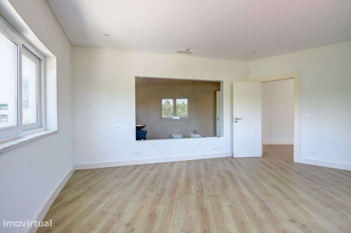 Moradia T4 para venda-22