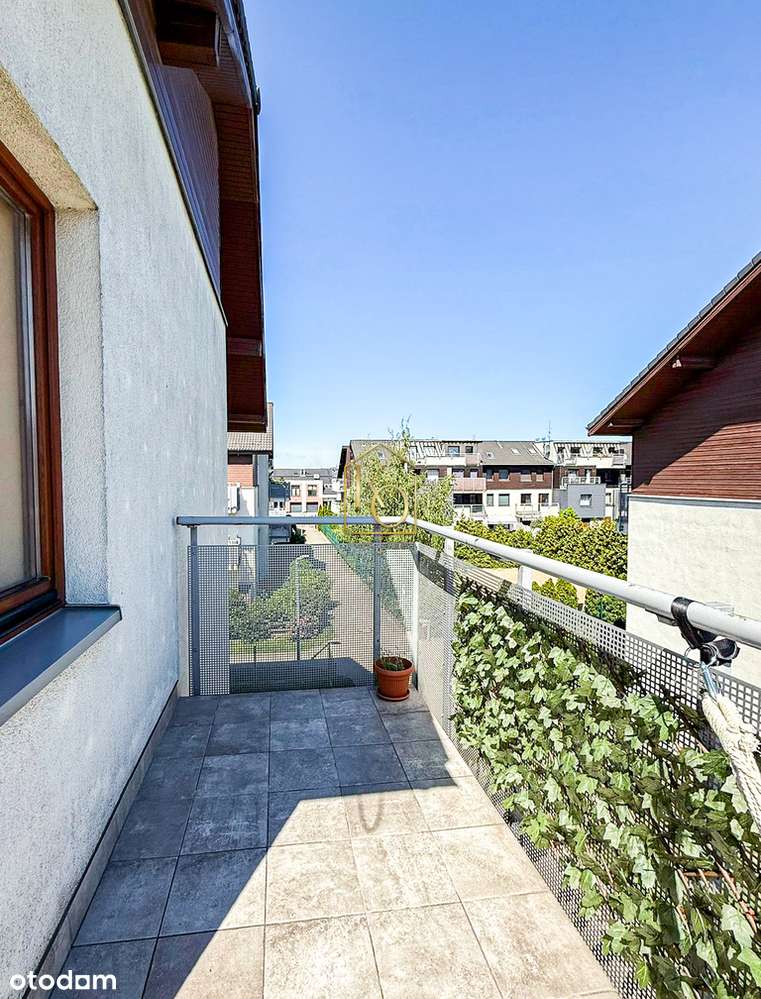 Rodzinny układ na 2 poziomach + taras 20 m² - Pełny obrazek: 4/16