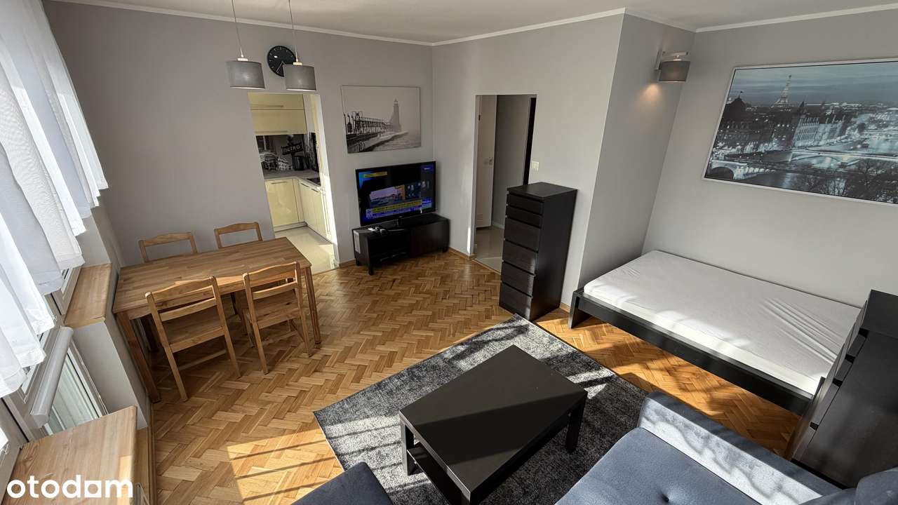 Kawalerka 31m, odnowiona, przy SKM, internet, super widok, wyposażona.