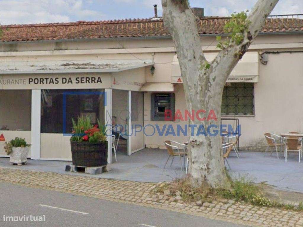 Moradia T3 + Restaurante em Salgueiro do Campo, Castelo Branco. - Grande imagem: 4/5