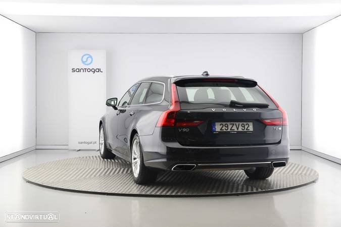 Volvo V90 2.0 T8 Momentum AWD Geartronic - 5