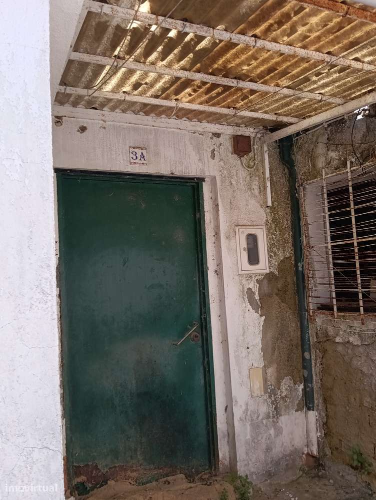 Prédios +moradias para venda Lavradio para recuperar-19