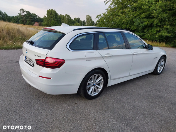 BMW Seria 5 520d - 14