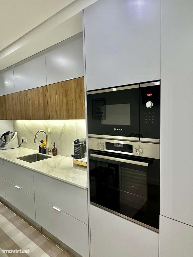 Apartamento T3 - Garagem + Arrecadação | Mobilado e Equipado |Barreiro - Grande imagem: 5/30