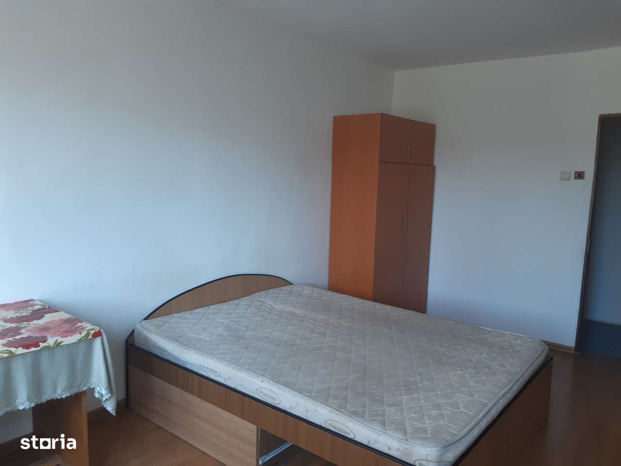 Apartament 2 camere decomandat etaj 1 Centru Iasi Podul de Fier — fotografia 1