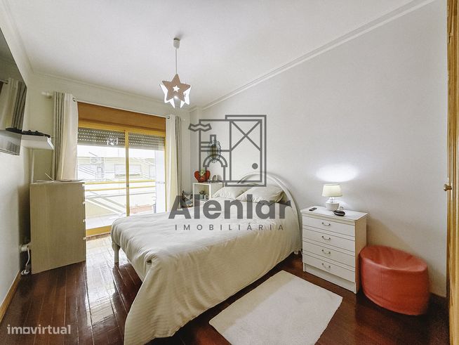 T3 com suite, garagem e vista campo – Castanheira do Ribatejo-23