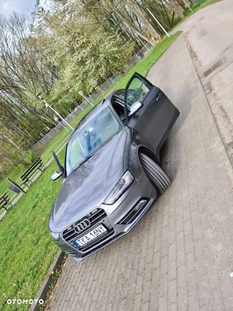 Audi A4 2.0 TFSI Quattro Line S tronic - 9