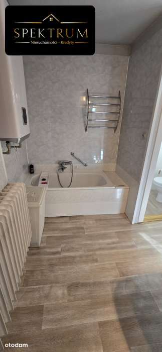 Dom wolnostojący 131 m2 - idealny do własnej aranż-5