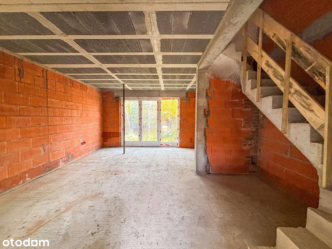 Dom w zabudowie szeregowej pod Poznaniem – gotowy do wykończenia 0% pr-12