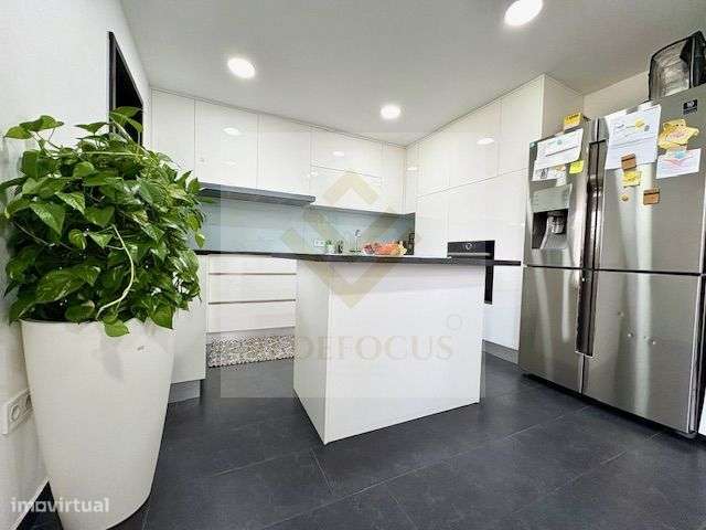 Apartamento T3 Renovado em Mozelos-9