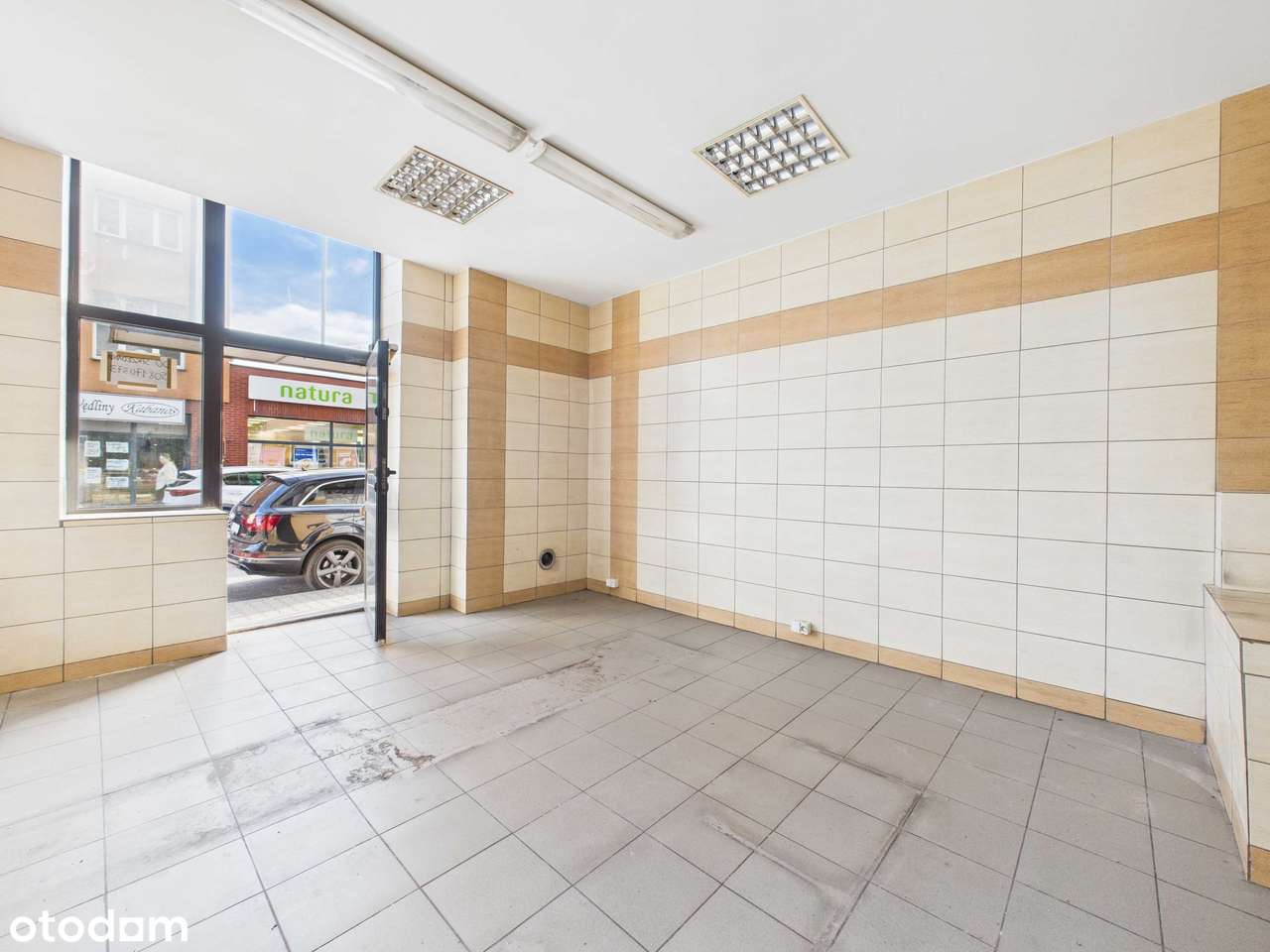 Lokal 21,5m Będzin Piłsudskiego 20 Super Lokalizacja w Ścisłym Centrum-2