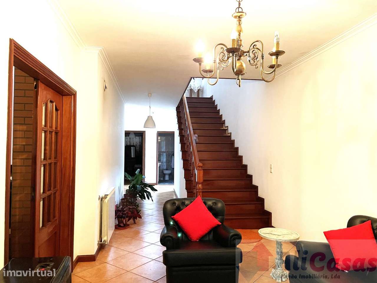 Vivenda Isolada C/ 2.719m2 de Terreno-10