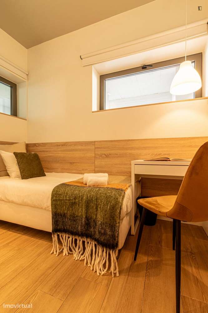 Quarto - localizado em Chelas Lisbon - Grande imagem: 4/8