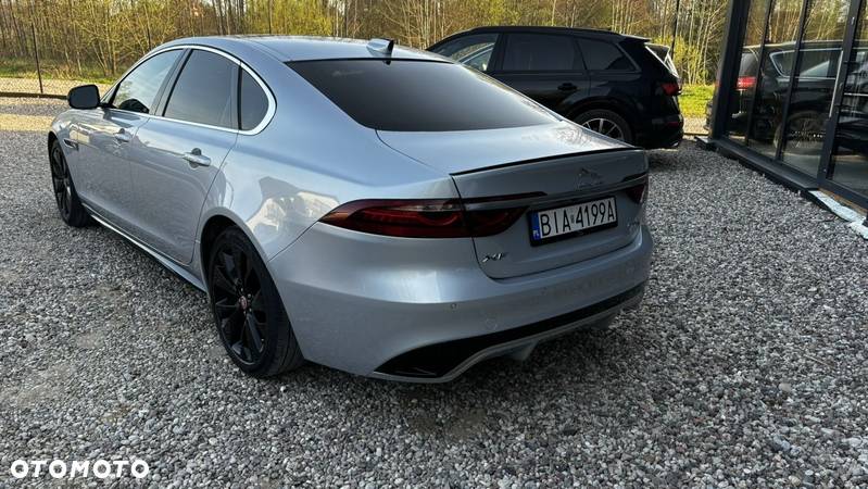 Jaguar XF 2.0 P300 AWD R-Dynamic SE - 7