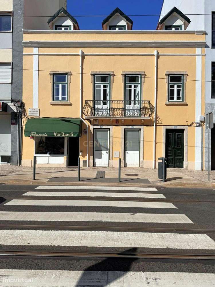 Trespasse de Tabacaria em Belém, Lisboa, Portugal-12