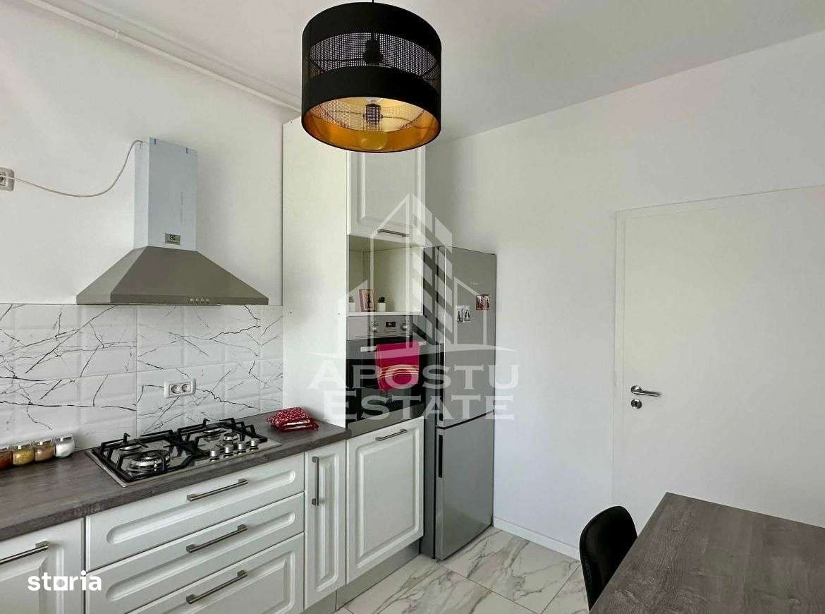 Apartament 2 camere, centrala proprie, loc de parcare, Dumbravita - Imagine principală: 5/6