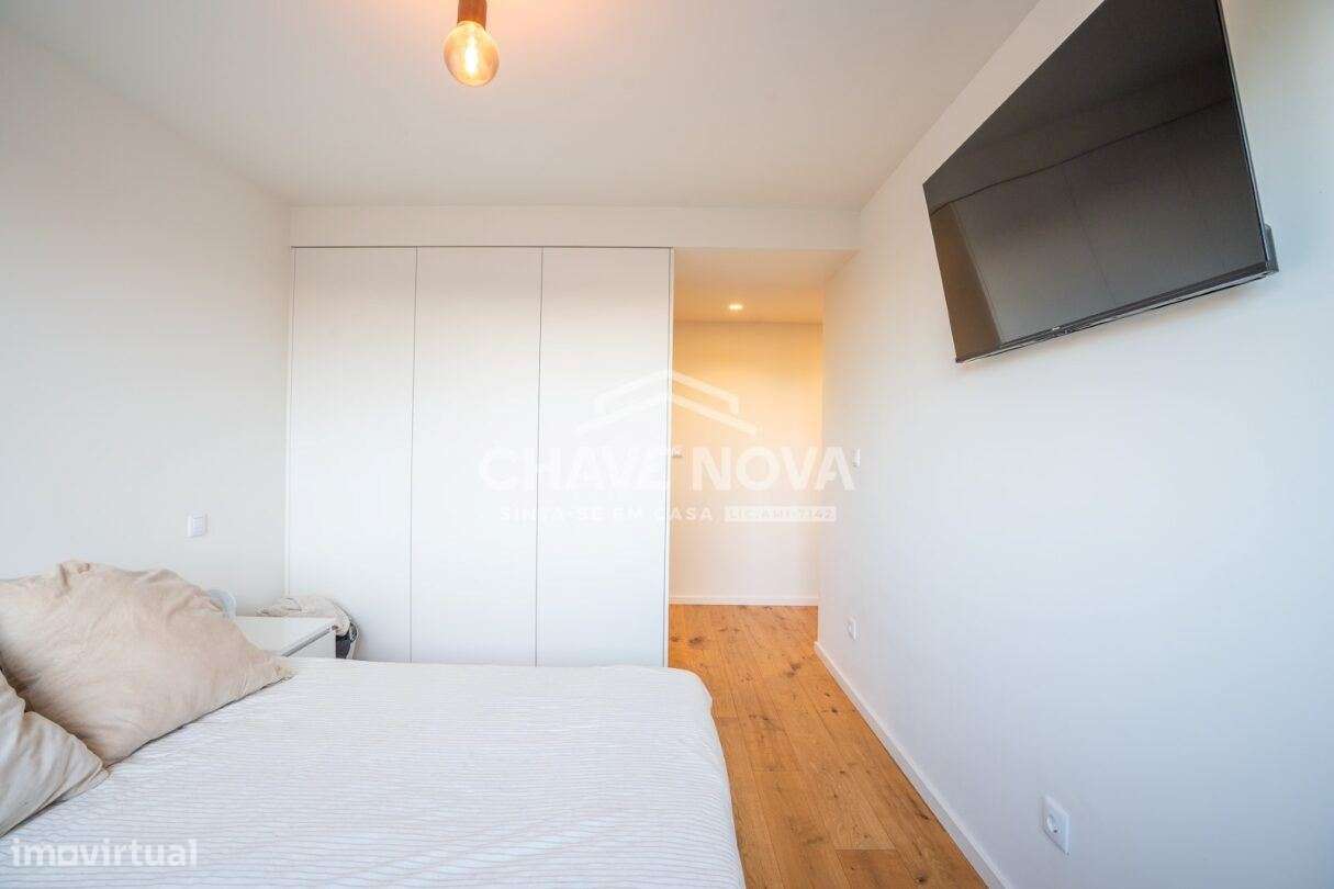 Apartamento T2 - Oliveira do Douro, Vila Nova de Gaia-1