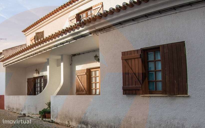 Grande Moradia T9 no centro de Odeceixe - Grande imagem: 2/11