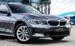 BMW Seria 3 318d Touring Advantage - 10