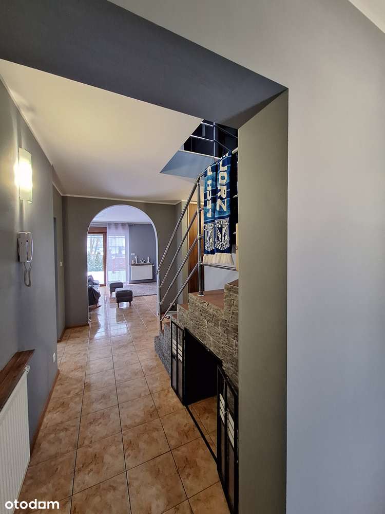 Zadbany dom 130m2 z piękną działką na kameralnej uliczce w Skokach-3