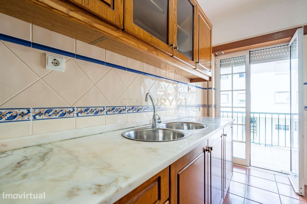 Moderno T1 em Lousã, quase novo e pronto a habitar-15