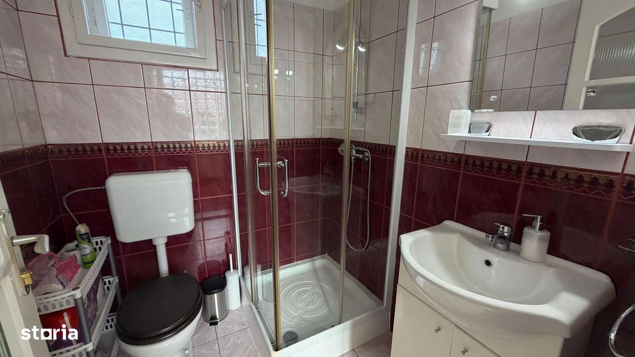 Casa de vacanta la 100m de strandul cu apa termala-8