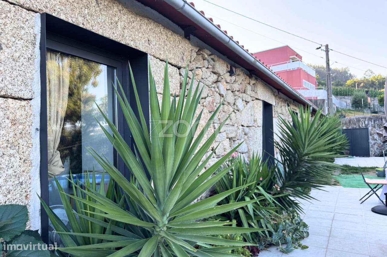 Refúgio com Vista Panorâmica - Moradia Bi-Familiar Guimarães - Grande imagem: 5/19