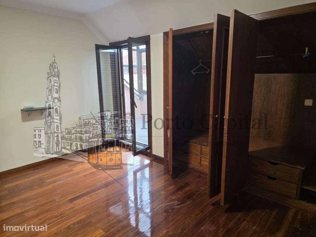 EXCELENTE T2 COM ANEXO T1 NO PISO SUPERIOR PARA ARRENDAMENTO NAS ANTAS - Grande imagem: 4/25