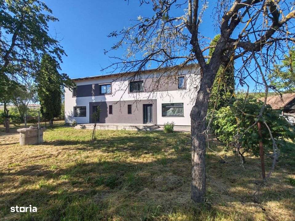 Duplex de vanzare, 180 mp utili, 1600mp curte, Dabaca - Imagine principală: 1/14