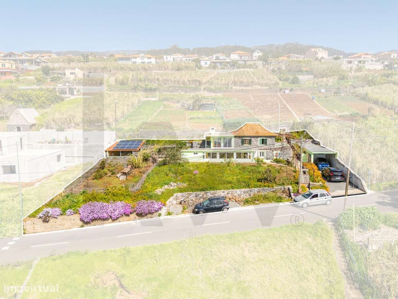 Moradia Tradicional T2, Vista Mar, 1.140 m2 de Terreno e Painéis Solar - Grande imagem: 2/31