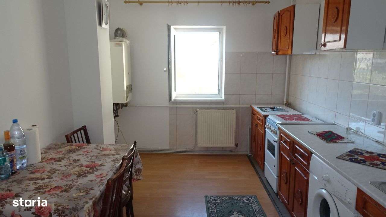 Vand apartament cu 3 camere decomandat Deva, zona Ion Creanga, 65 mp - Imagine principală: 4/14