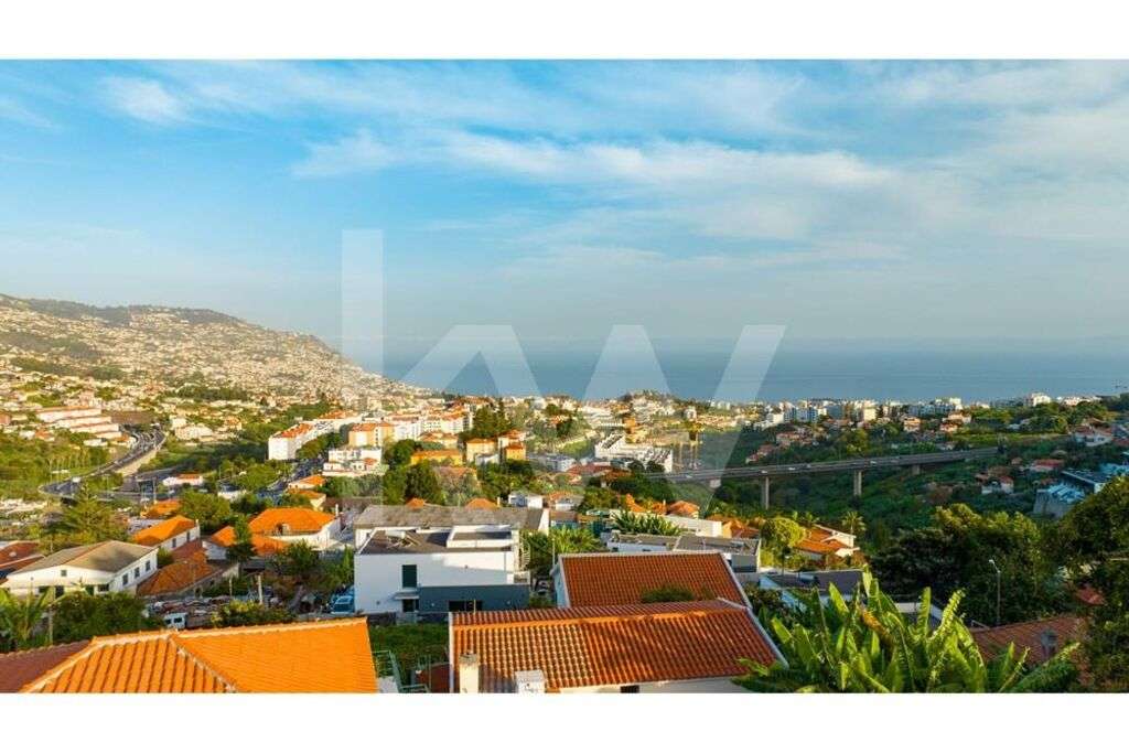 TERRENO S. ANTÓNIO FUNCHAL com possibilidade de construção até um tota - Grande imagem: 2/16