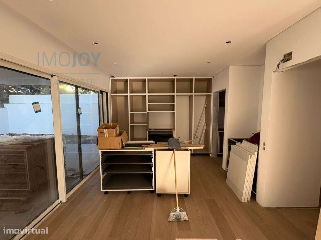 Simpática Moradia T3+1 Geminada para Venda em Polima - Grande imagem: 5/30