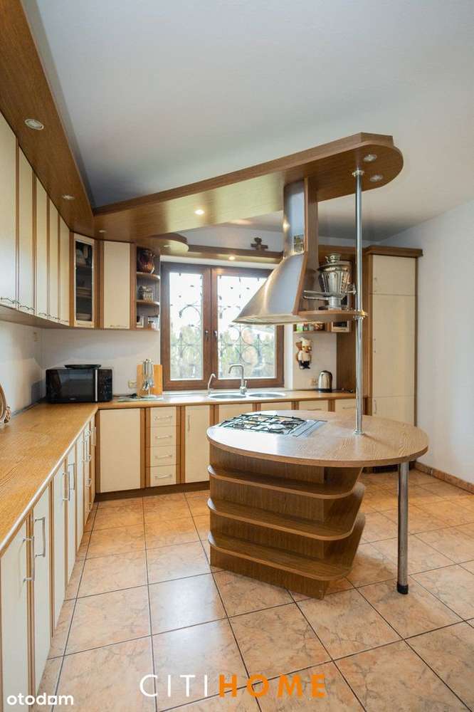 Dom 220 m² z dużą działką w Łomiankach-19