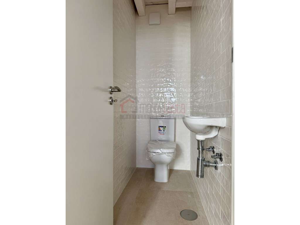 Moradia no Centro de Peniche - Grande imagem: 2/25