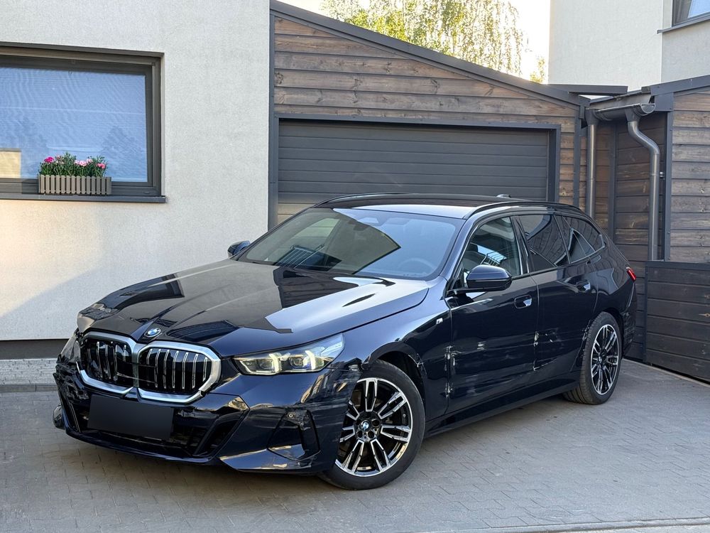 BMW 5 Series G60 2024