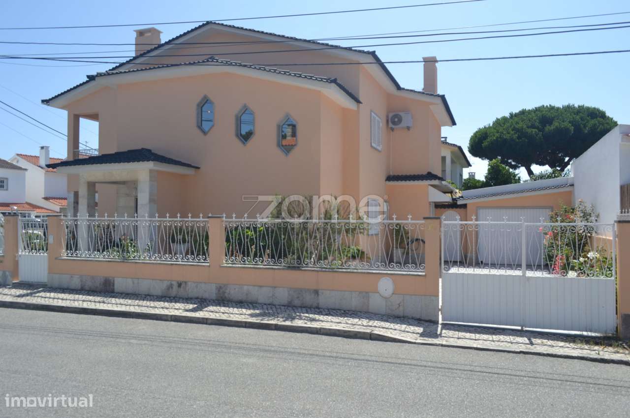 Moradia T5 + 1 para arrendamento em Cascais - Grande imagem: 2/37