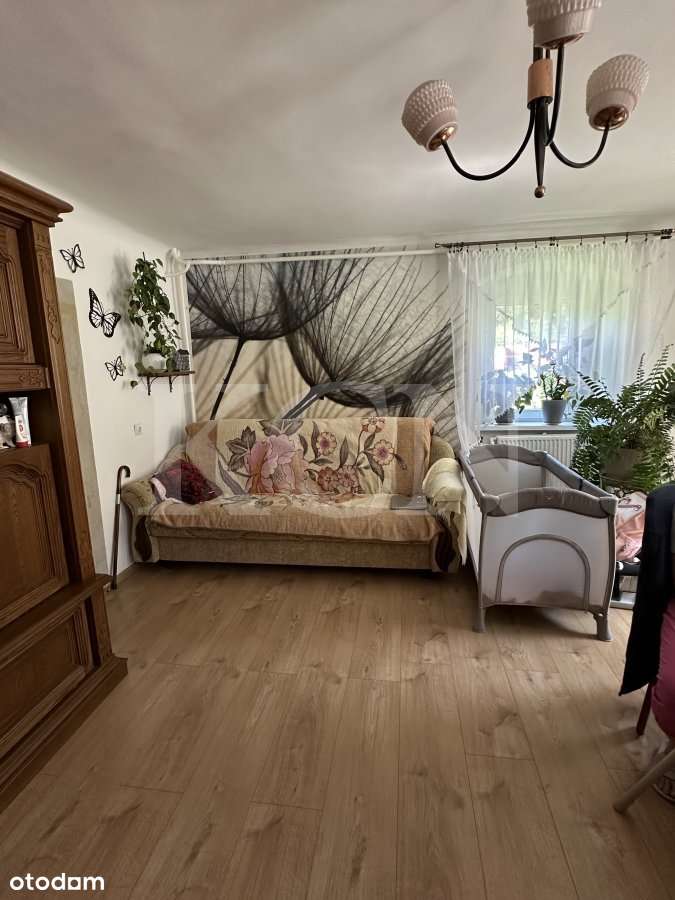 Urokliwy dom z zabudowaniami k. Złotoryi.-9