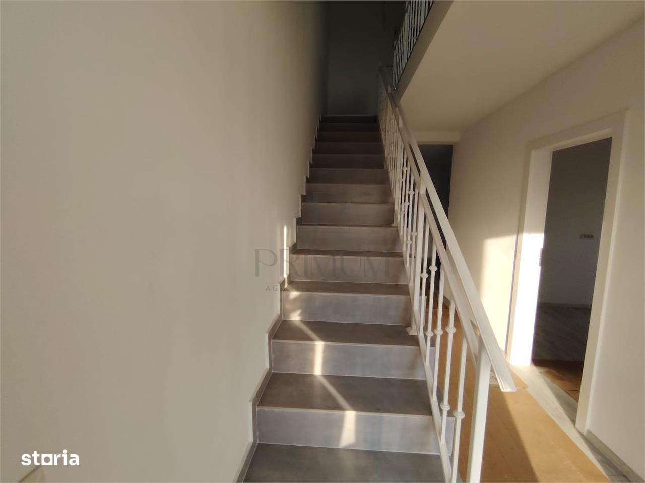 Duplex spatios - zona linistita - compartimentare practica. - Imagine principală: 4/11