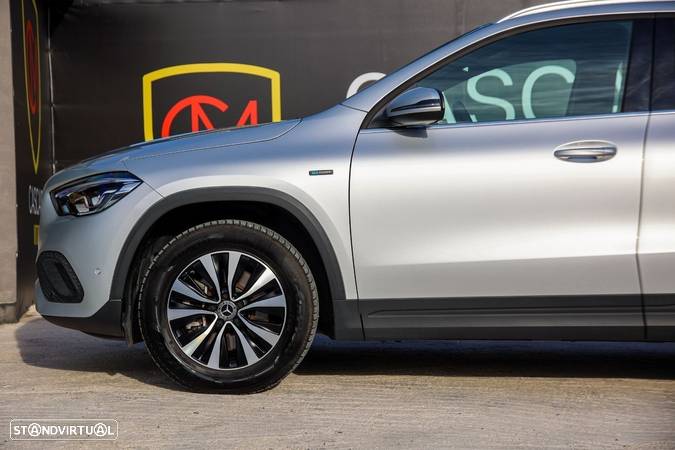 Mercedes-Benz GLA 250 - 33