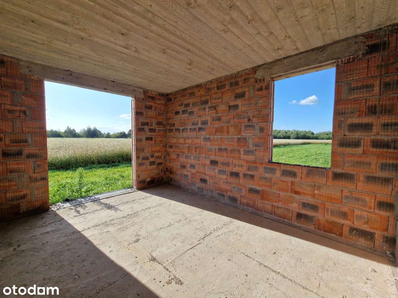 Dom parterowy z tarasem i garażem - Pełny obrazek: 5/10