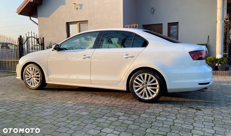 Volkswagen Jetta 1.4 TSI BMT Highline DSG - 7