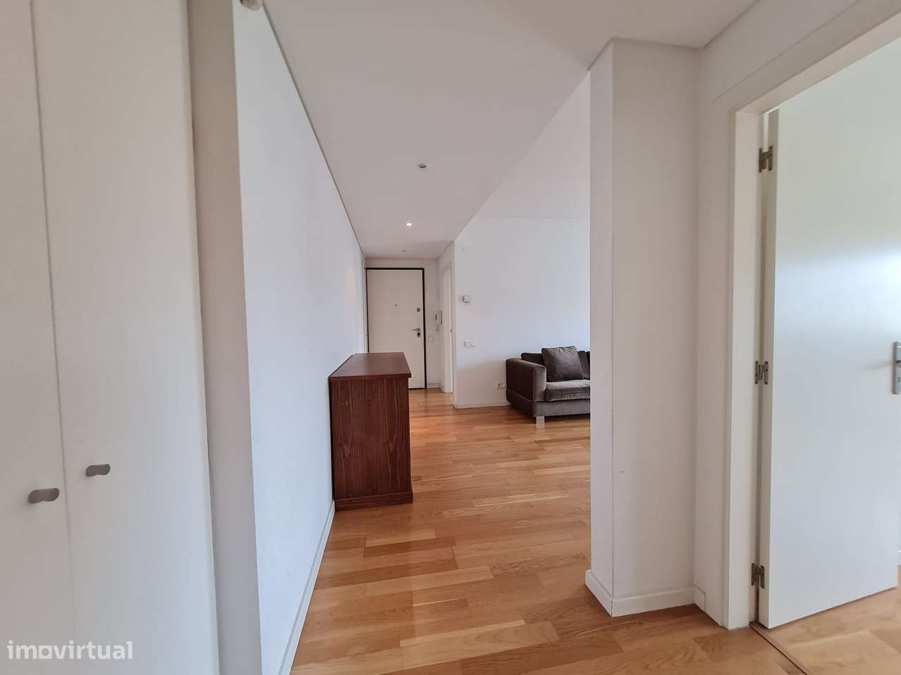 T1 Laranjeiras / Metro - Grande imagem: 4/10