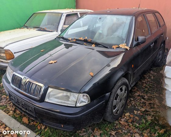 Scoda Octavia 1.9 2000 kombi na części - 1